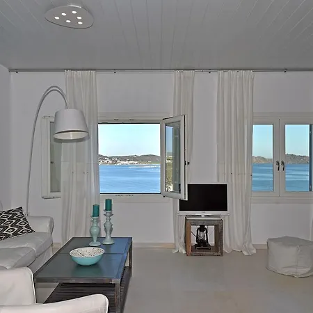 Armenistis 2 * Naousa (Paros)